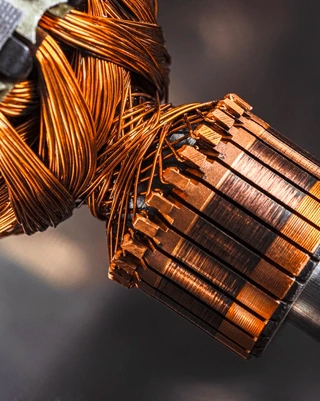 Strong Build and Key Components